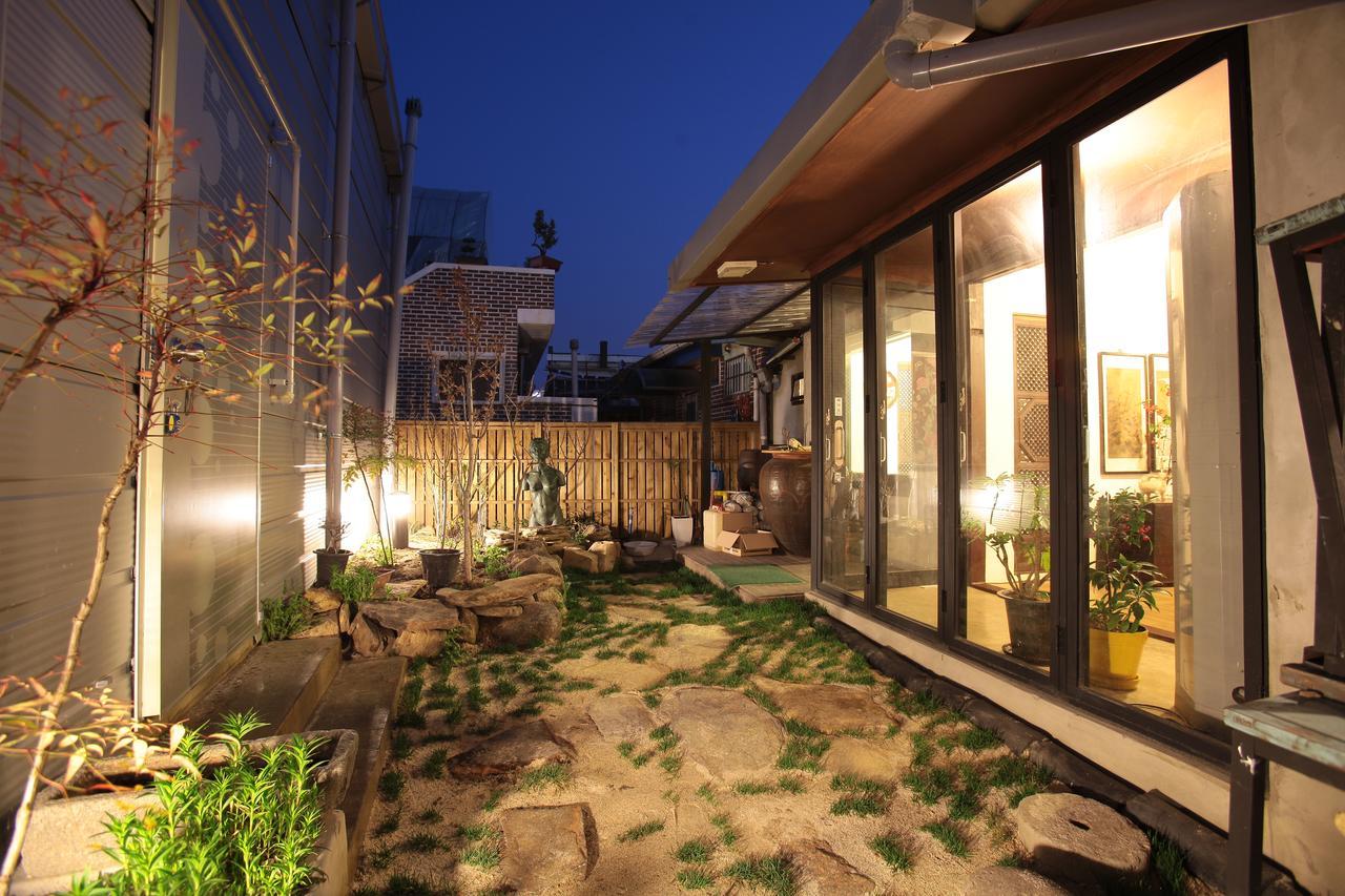 Mongyouhwawon Guesthouse จอนจู ภายนอก รูปภาพ
