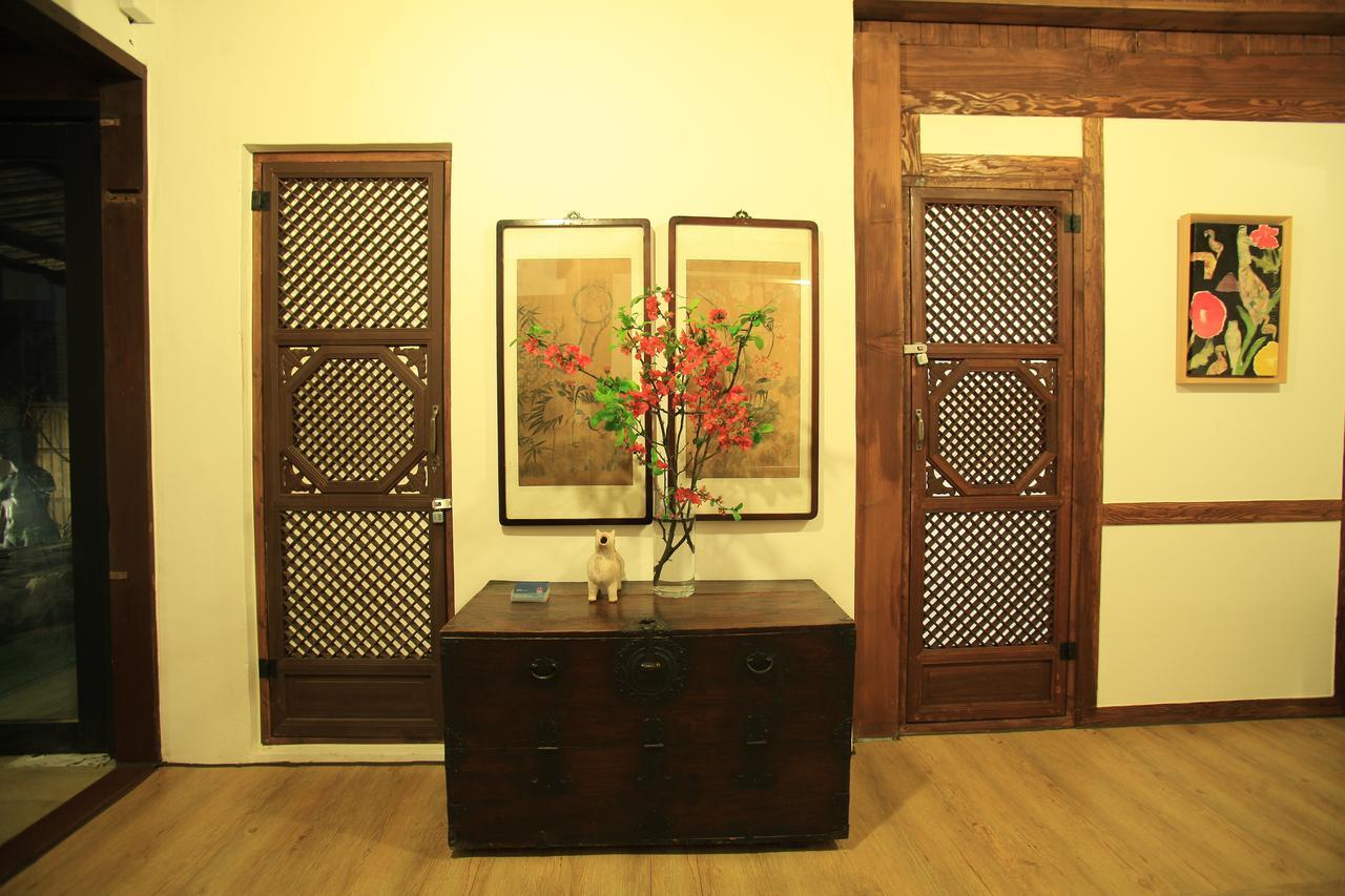 Mongyouhwawon Guesthouse จอนจู ภายนอก รูปภาพ
