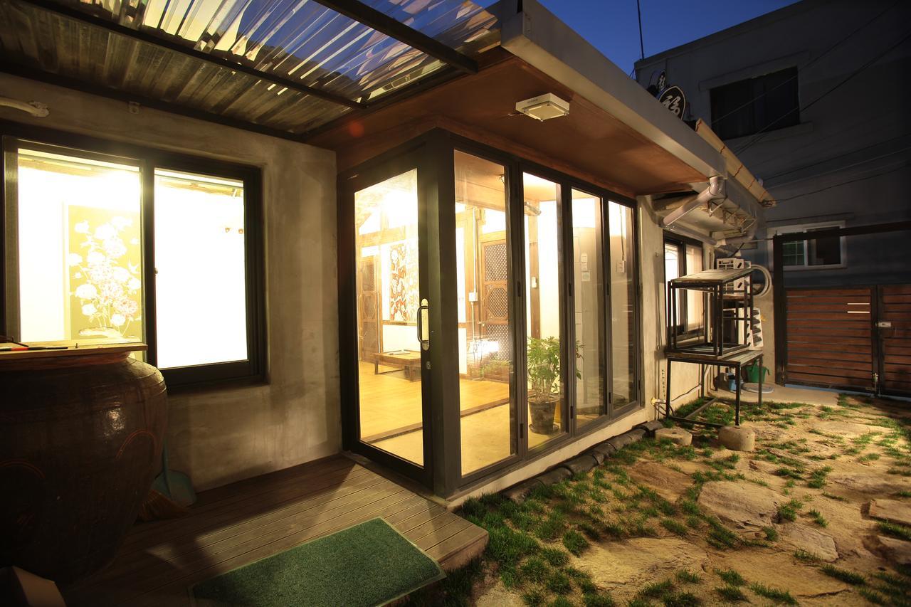 Mongyouhwawon Guesthouse จอนจู ภายนอก รูปภาพ